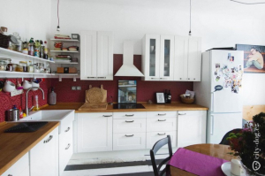 Дизайн кухни 15 кв м в скандинавском стиле в пражской квартире