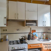 Дизайн перламутрово-золотой кухни 7 кв.м. за 1700$ (12 фото)