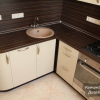 Бежевая кухня 6 кв.м. за 3200$ со встроенным холодильником