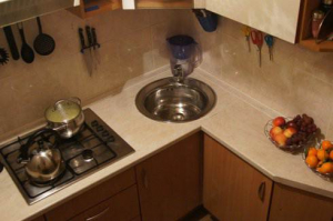 Кухня 5 кв. м на съемной квартире (23 фото)