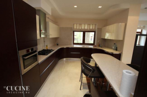 П-образная итальянская кухня Tomassi Cucine на Новорижском шоссе