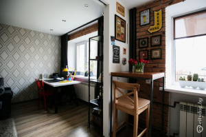 Дизайн двухцветной кухни 7 кв.м в стиле бара - нижний ряд венге, верхний желтый