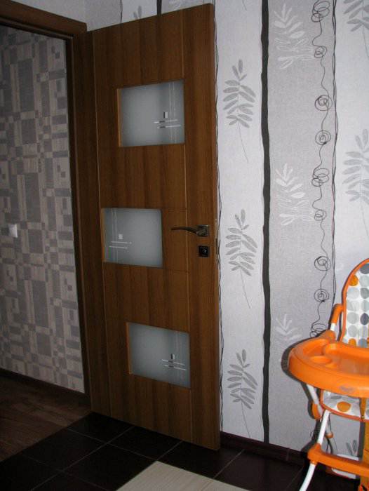 Дизайн угловой кухни 11 кв.м с 3d-эффектом в однокомнатной квартире (7 фото)