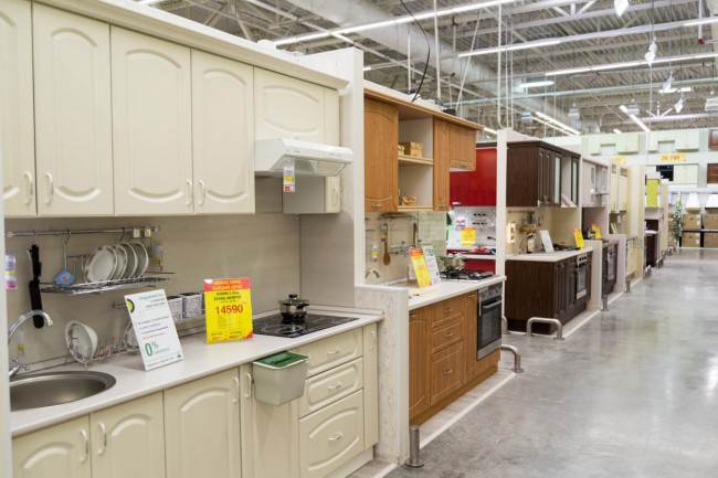 Каталог кухонь Леруа Мерлен: 47 реальных фото в квартирах и салонах