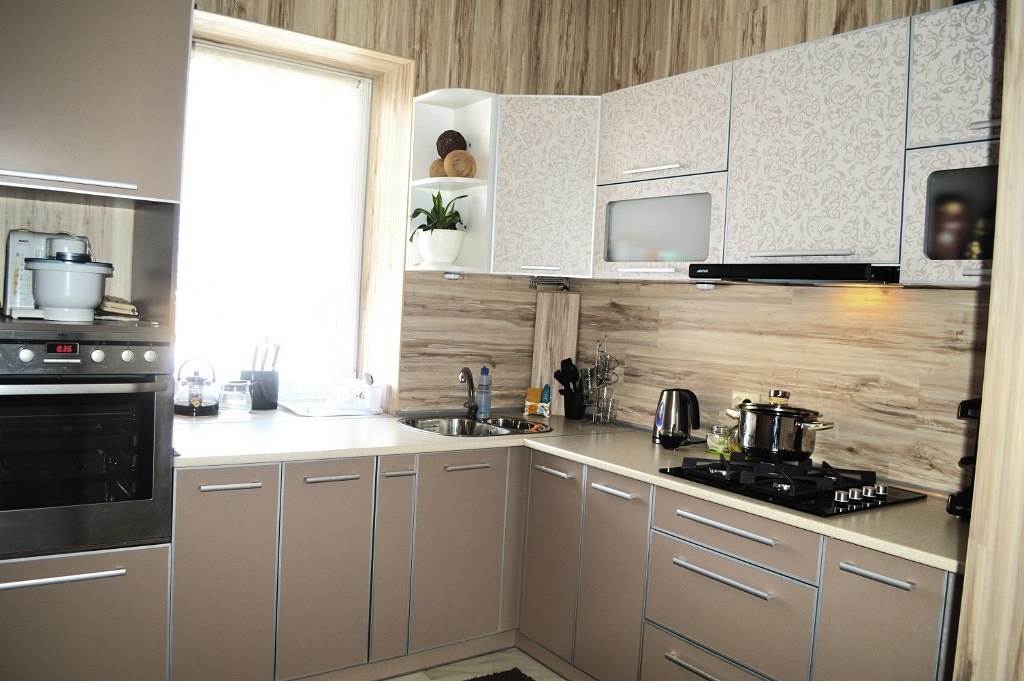 Особенности дизайна маленькой кухни - современной планировки интерьера (72 фото)