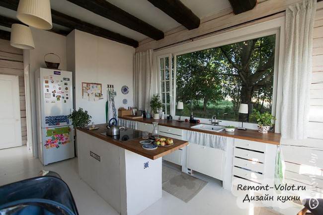 Дизайн оформления кухни с окном (40 современных идей с фото)
